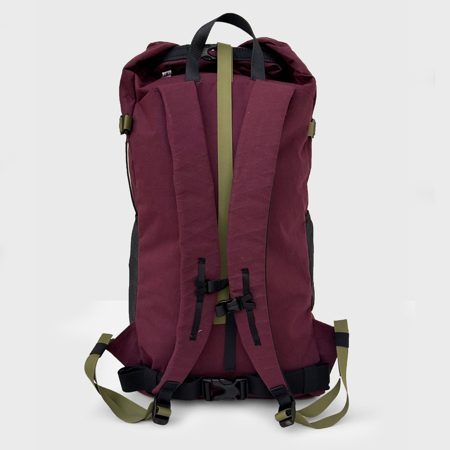 Switchback 25 Red Wine, Green webbing